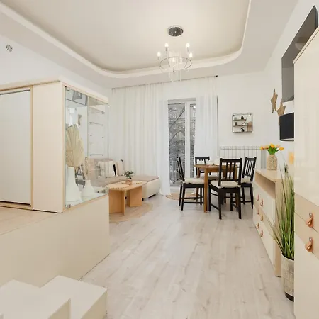 Apartamento Stars Andersa By Renters Varsóvia